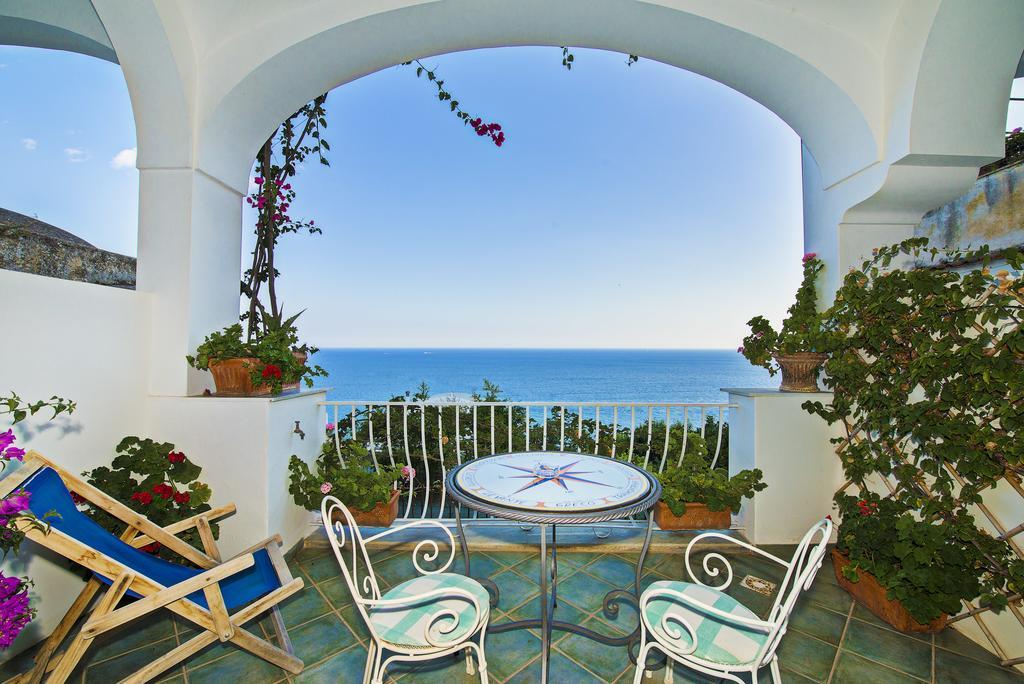 La Rosa Dei Venti Aparthotel Positano Bagian luar foto