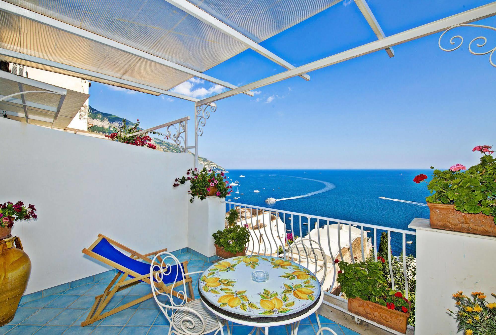 La Rosa Dei Venti Aparthotel Positano Bagian luar foto