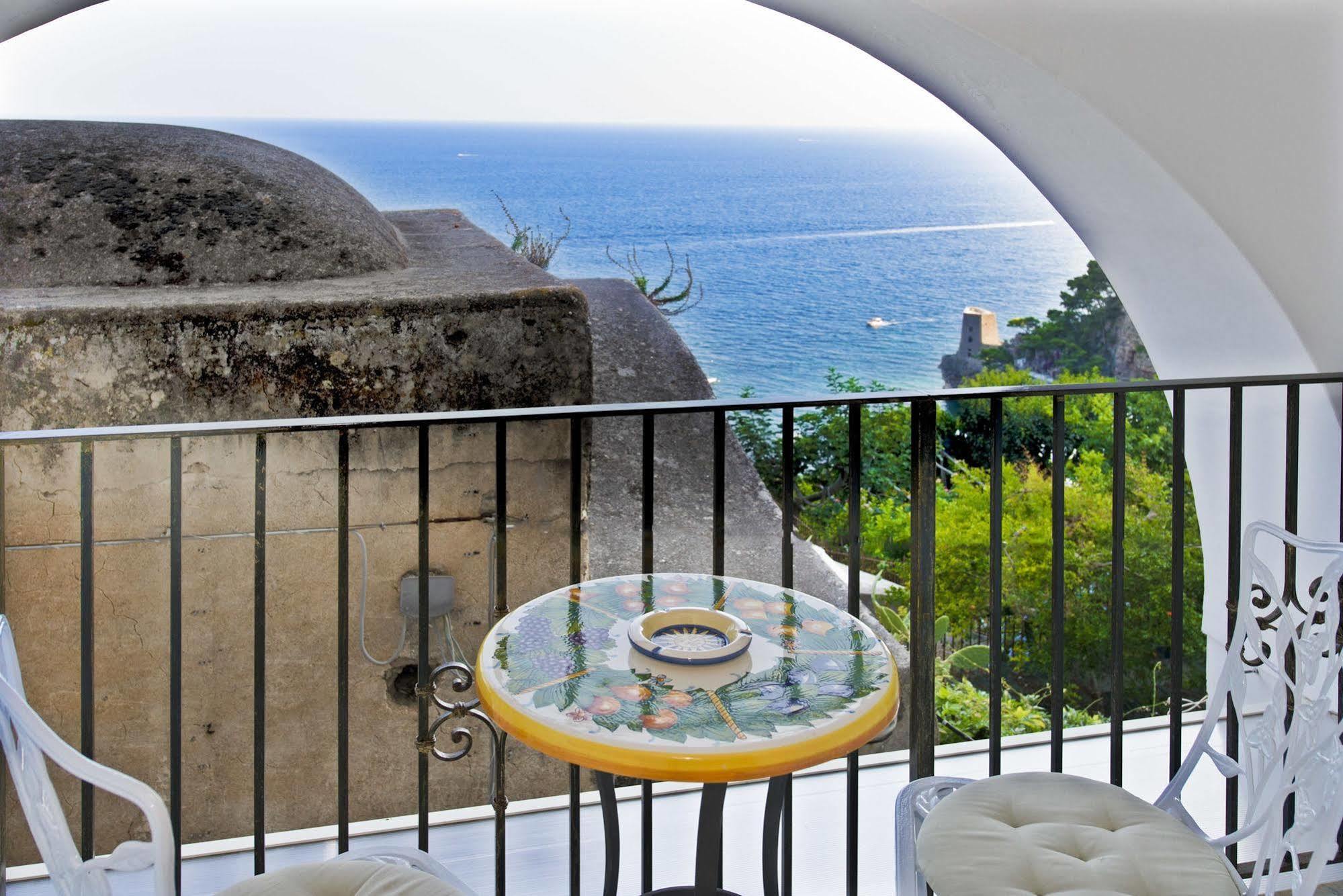 La Rosa Dei Venti Aparthotel Positano Bagian luar foto