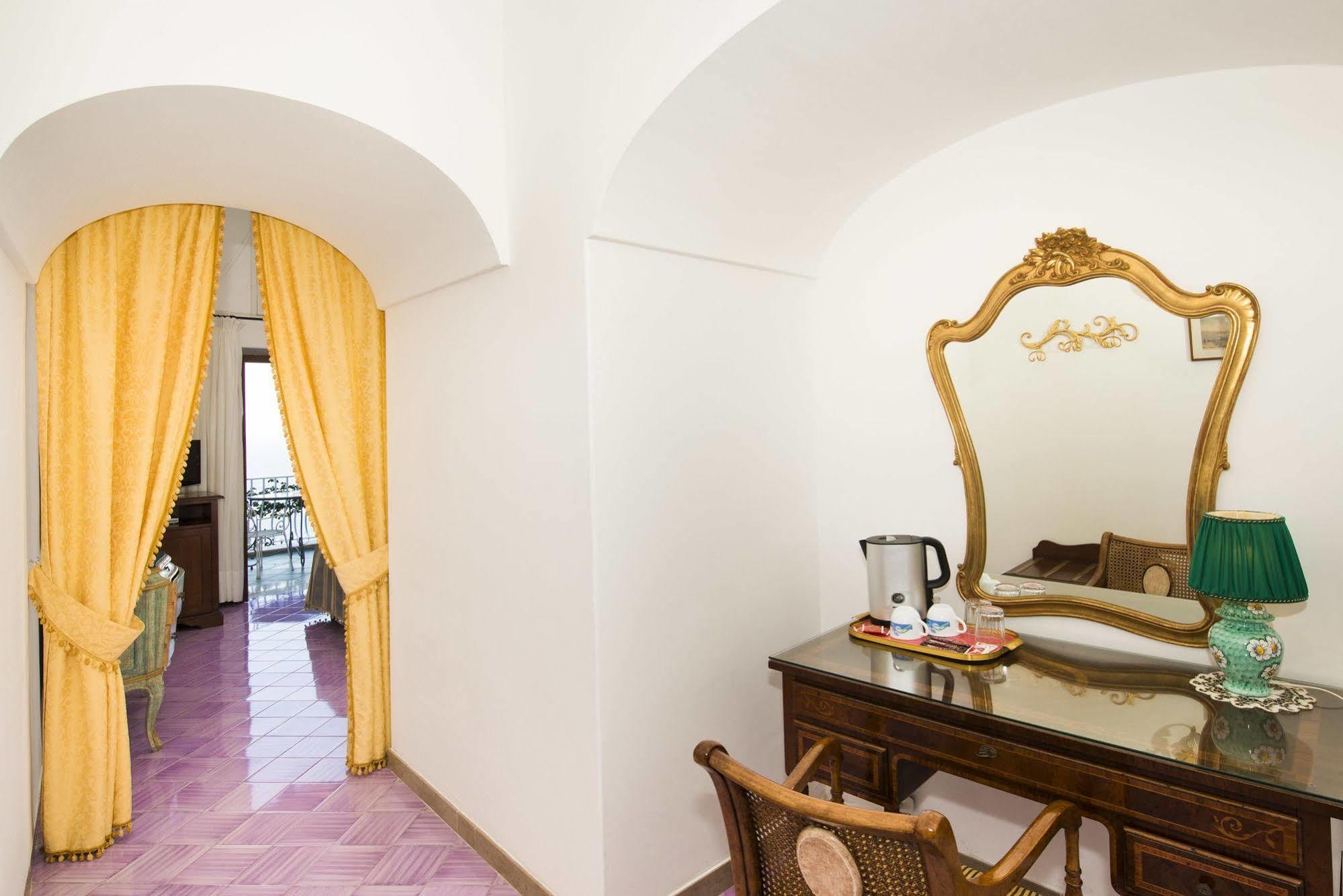 La Rosa Dei Venti Aparthotel Positano Bagian luar foto
